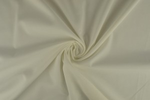 Katoen voile 02 gebroken wit