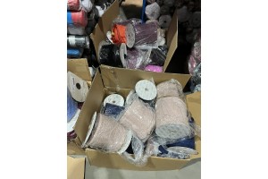 Partij smal kant 11.000 KG