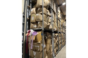 Partij smal kant 11.000 KG