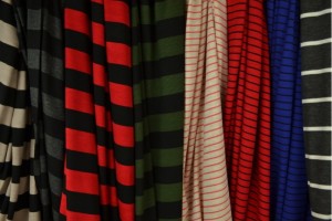 Partij viscose jersey strepen stoffen 45.000 MTR