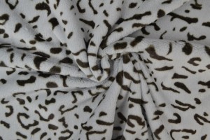 faux fur print 03-08