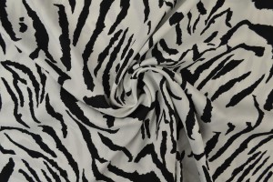 Viscose print 658-02