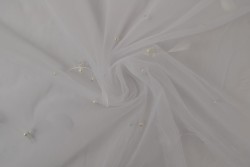 Mesh feather and pearls 09-00 white
