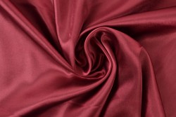 Satijn 77 bordeaux rood