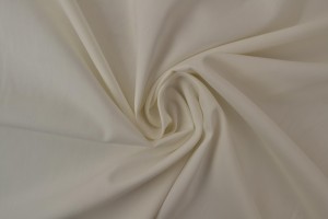 Katoen poplin 02 gebroken wit