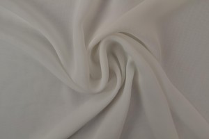 Chiffon 02 gebroken wit