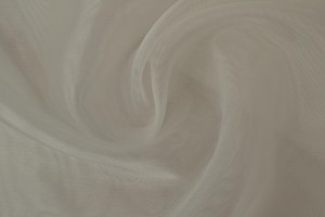 Organza 02 - gebroken wit