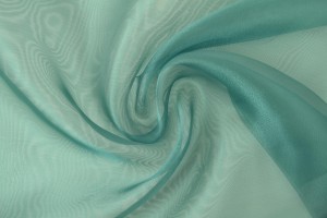Organza 32 - donker groen