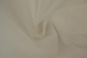Tule 02 off-white