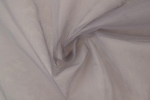 Tule 25 zilvergrijs